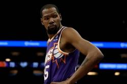 杜兰特官方宣布比赛规则变更新规，独行侠引发争议！