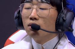 包含Rookie连续十五场比赛得分超过绝杀，阿森纳挑战极限！的词条